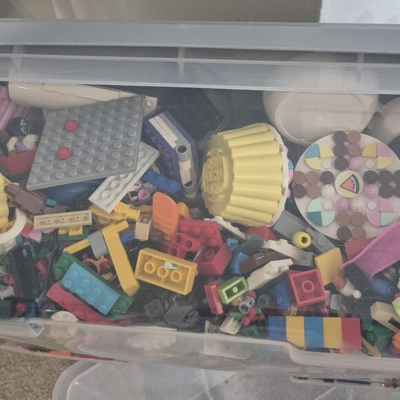 Lego Pieces One Whole Box - Picture 4 of 4